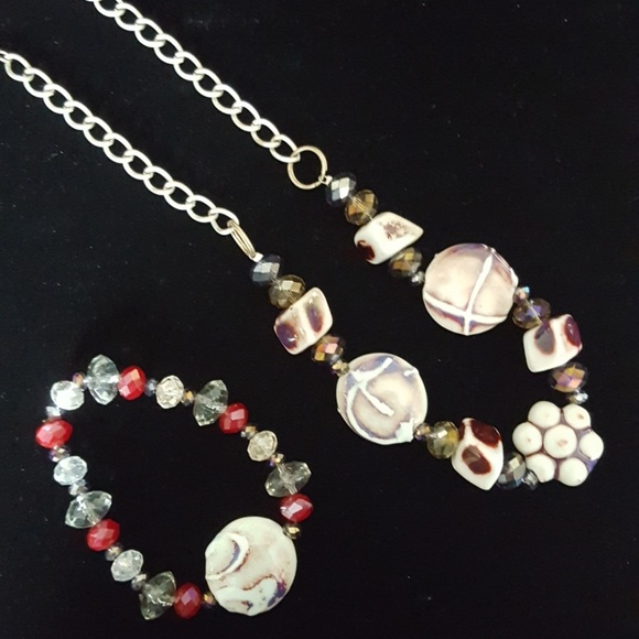 Glass bead set - Picture 1 of 5